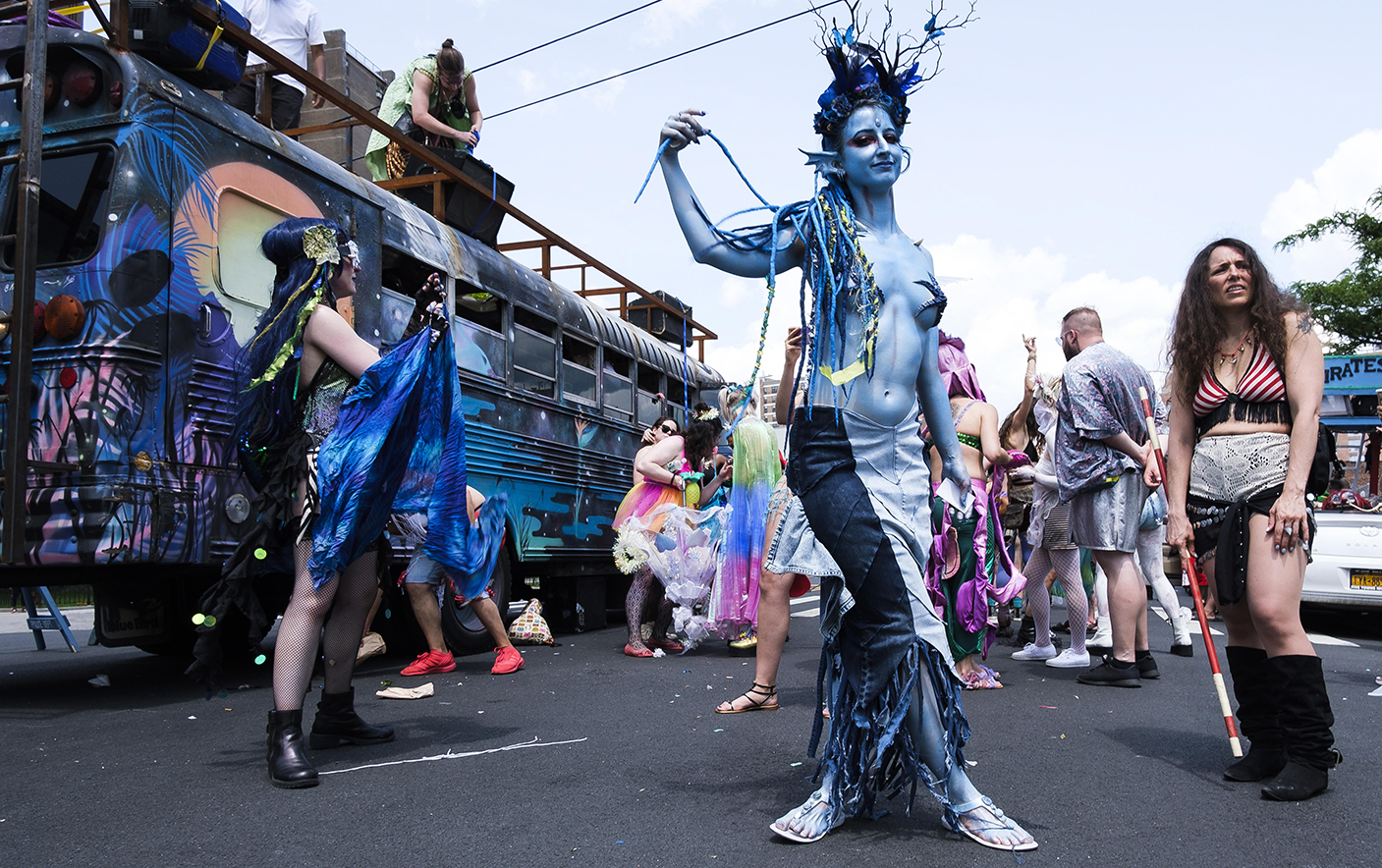 El "Mermaid Parade" marca el inicio oficial del verano en Nueva York