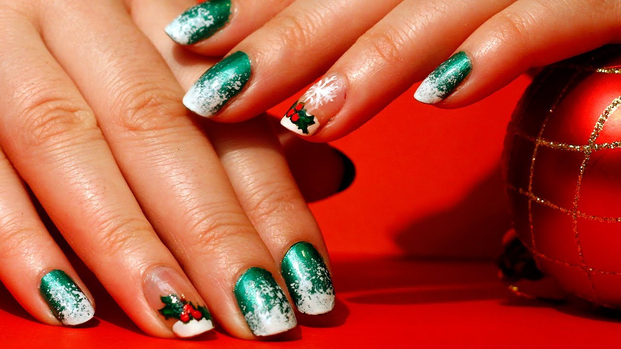 Новогодний маникюр 2024 цвета. Green Christmas Nails. Christmas Nails 2022 Green and Red. Red with Green Nails. Christmas Greens Nails picture.