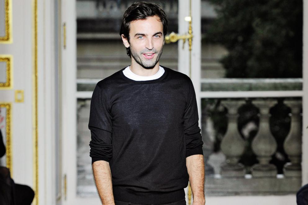 Louis Vuitton renueva su contrato con el dise ador Nicolas